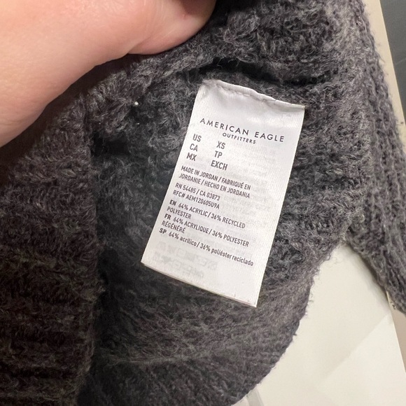 Cozy oversized v-neck sweater - Picture 4 of 5